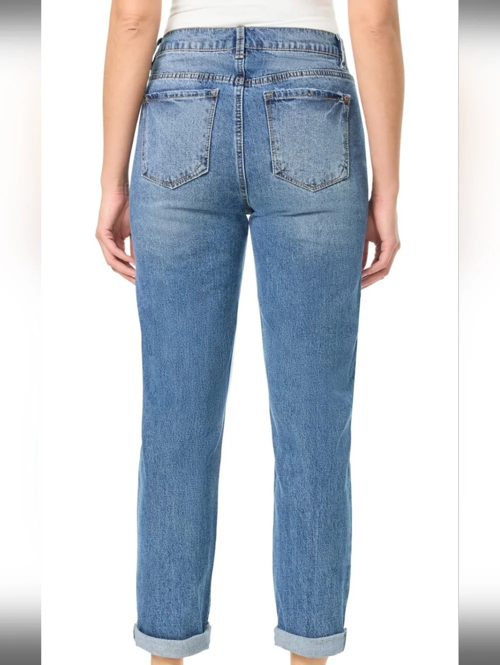 CURVE APPEAL NWT CUFFED HEM EASY FIT JEANS SIZE 4 / 27